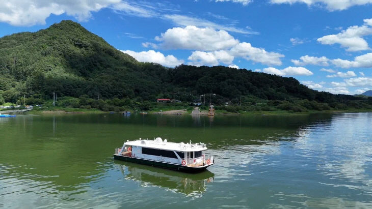 사진2) 정지용호 사진
