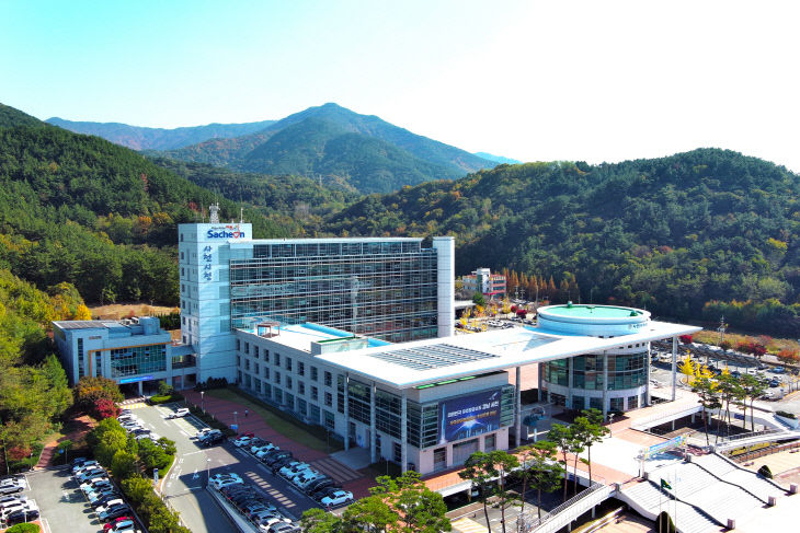 2-사천시청 전경(2024-11) (2)