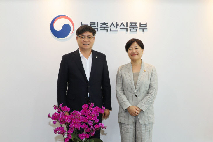 함양군 송미령 농식품부 장관 만나 농정 현안 건의