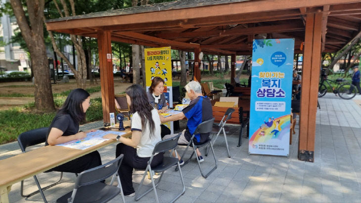 (구와동)2.고양시 화정2동, ‘찾아가는 복지상담소’ 운영