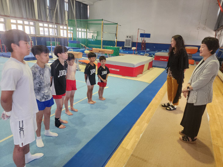 권영선 금산교육장, 체조부 하계 훈련 현장 방문 격려