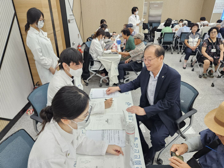 260810 경희대한방진료10