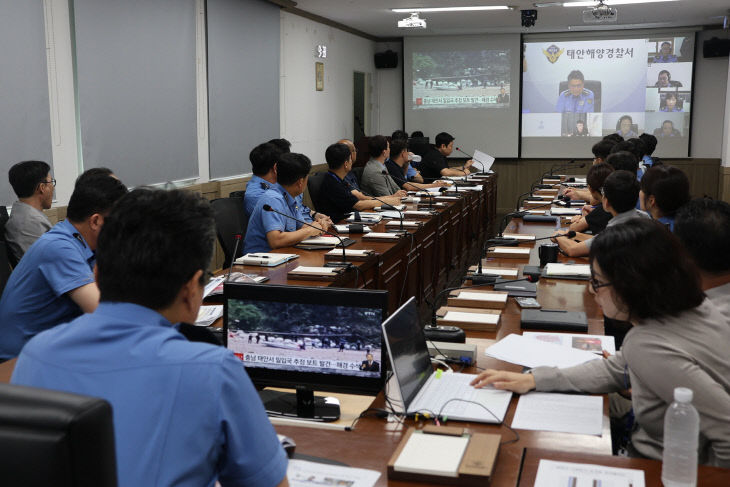 260814 밀입국사례분석 보고회 사진