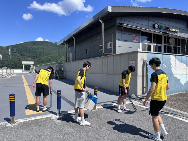 보도 5) 봉사동아리 브이로그 봉사 사진