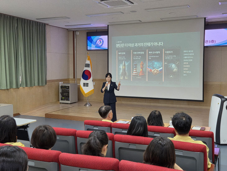 예산교육지원청_을지연습 안보교육 사진_1