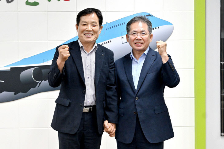 최유철의성군수방문_공항관련면담 (1) (1)
