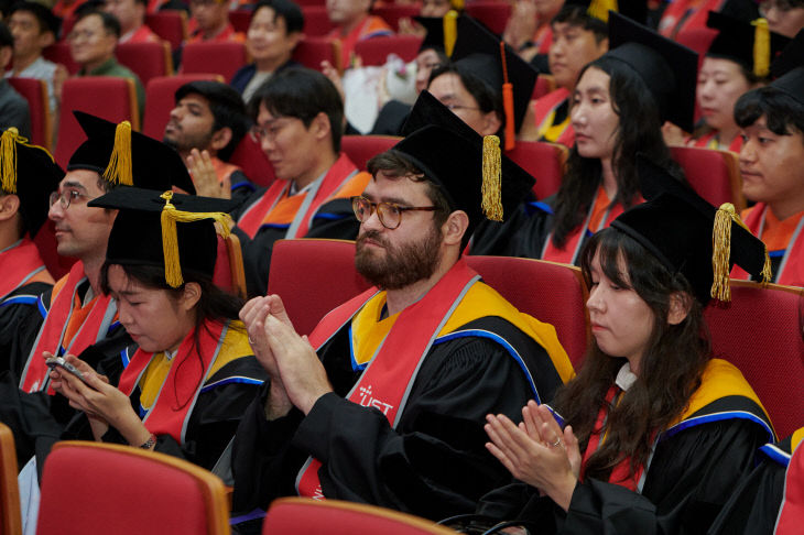[UST 사진자료] 15. 2026년 후기 UST 학위수여식 모습