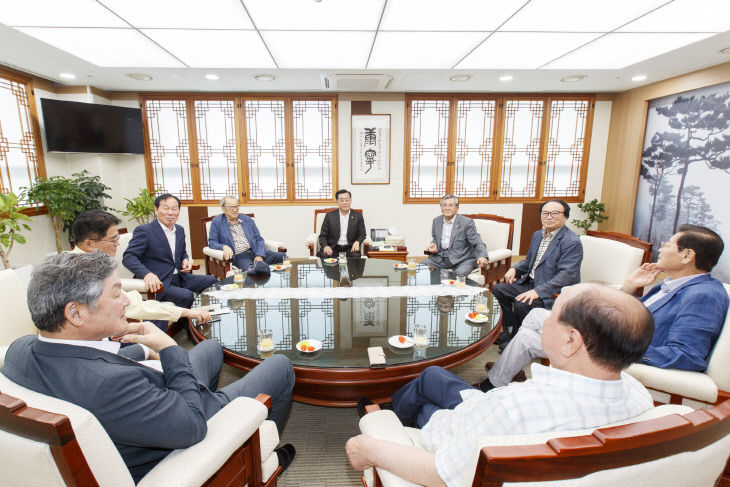 2026.08.20_역대_의장협의회_간담회