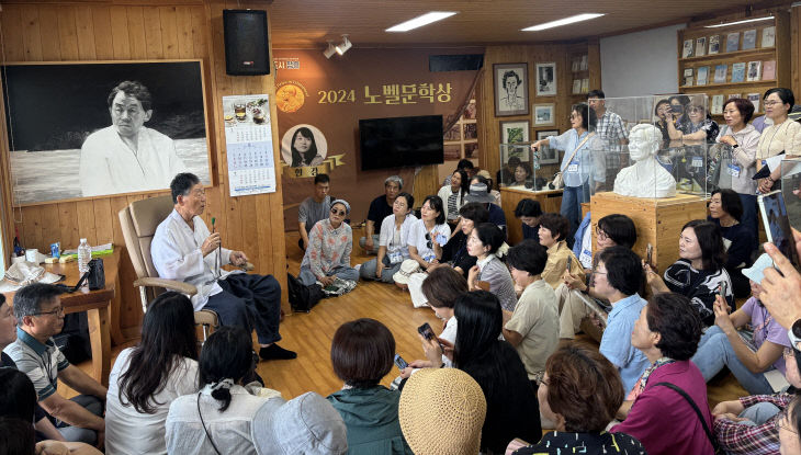 (사진1)_한승원_작가_만남