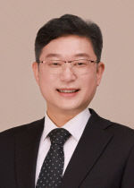 안신일 세종시의회 의장