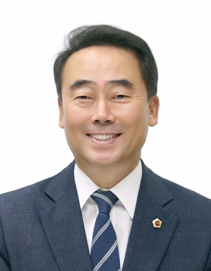 (260714) 조성칠 의장님 명함 및 기본축사 사진