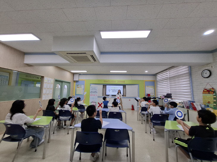 6.미디어 문해력(리터러시) 교육 진행 모습 (1)