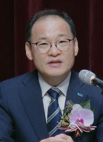 김윤기