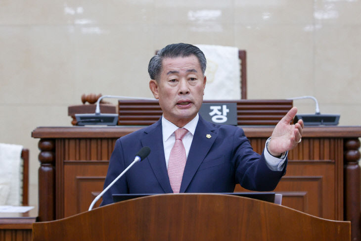 20.[9.9.(사진1)]이용권의원 5분자유발언
