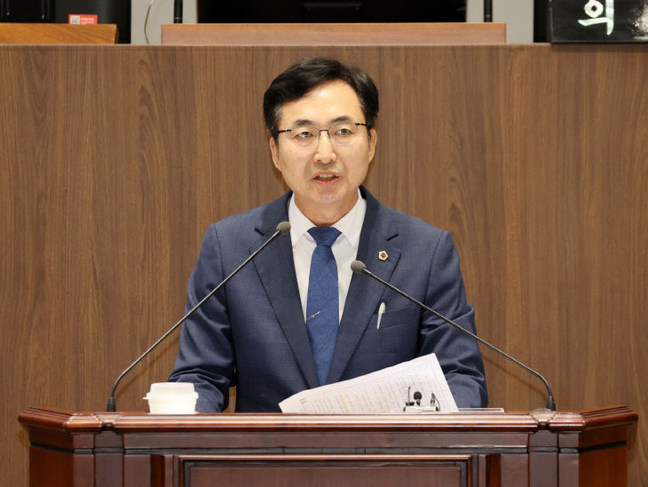 260915_제371회 임시회 4차 본회의 김윤섭 의원 5분발언
