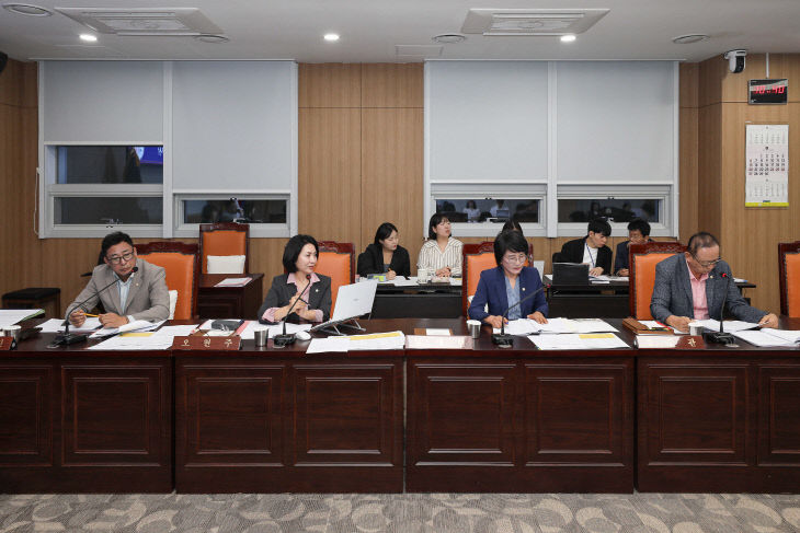 20260916 예산군의회 행정사무감사 7일차 (8)