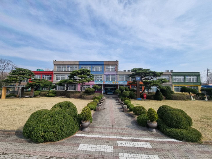 학교 전경 학하초