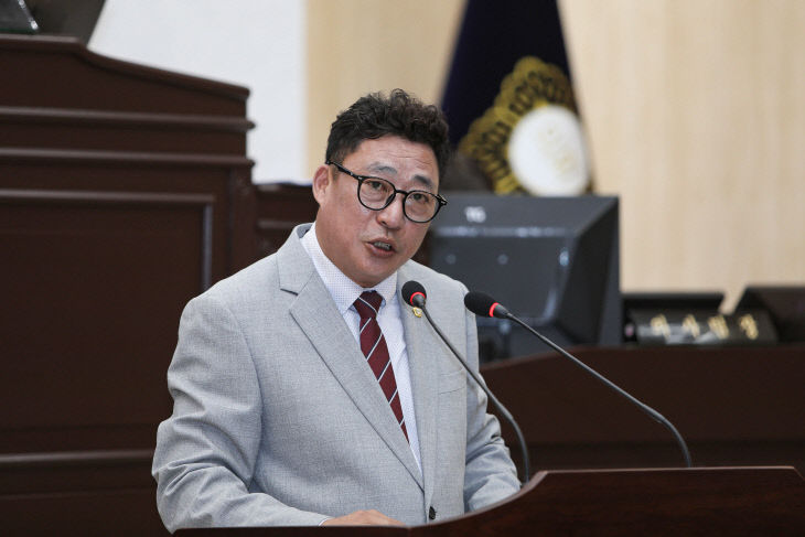 예산군의회 김영진 위원장