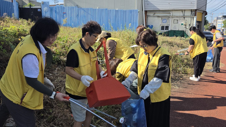 증평군자원봉사센터,추석맞이환경정화day 사진(1)