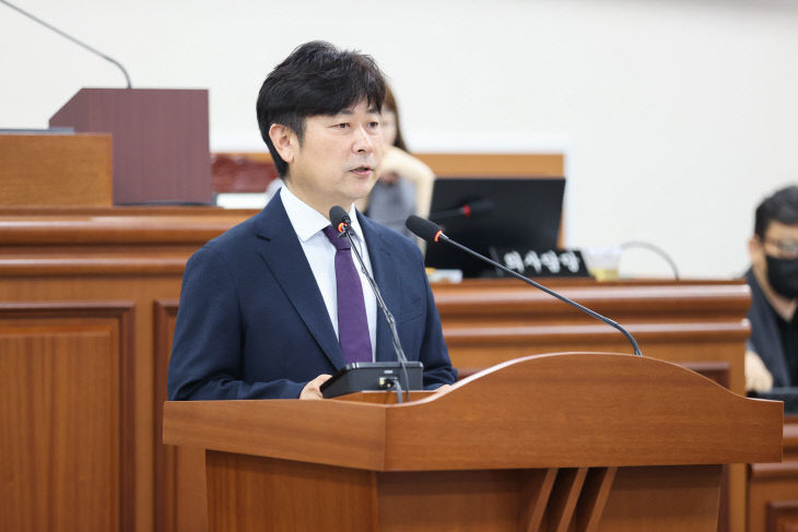 본회의 구정질문 사진