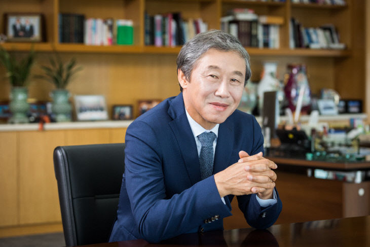 이사장 사진