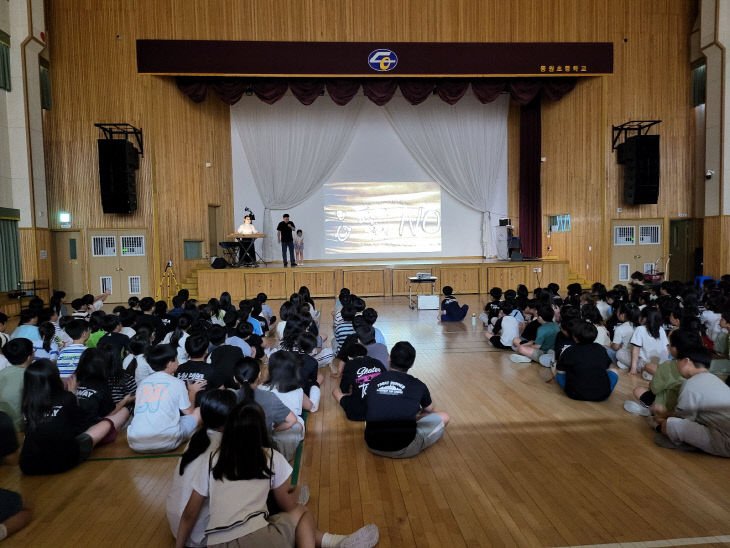 17. 아동청소년과-학교폭력 예방 샌드아트 공연