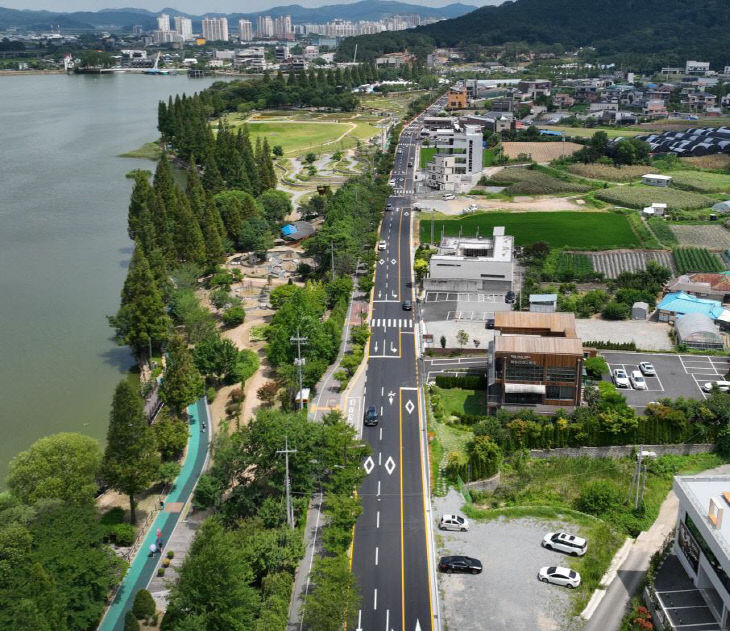 1. 아산시, 신정로 확·포장공사 준공