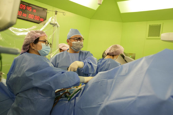 123