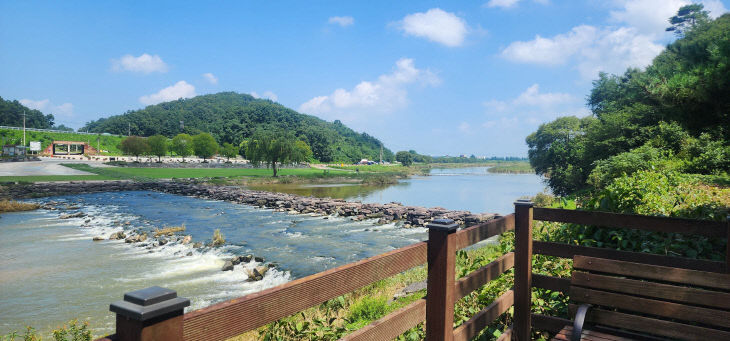2.농다리 전경