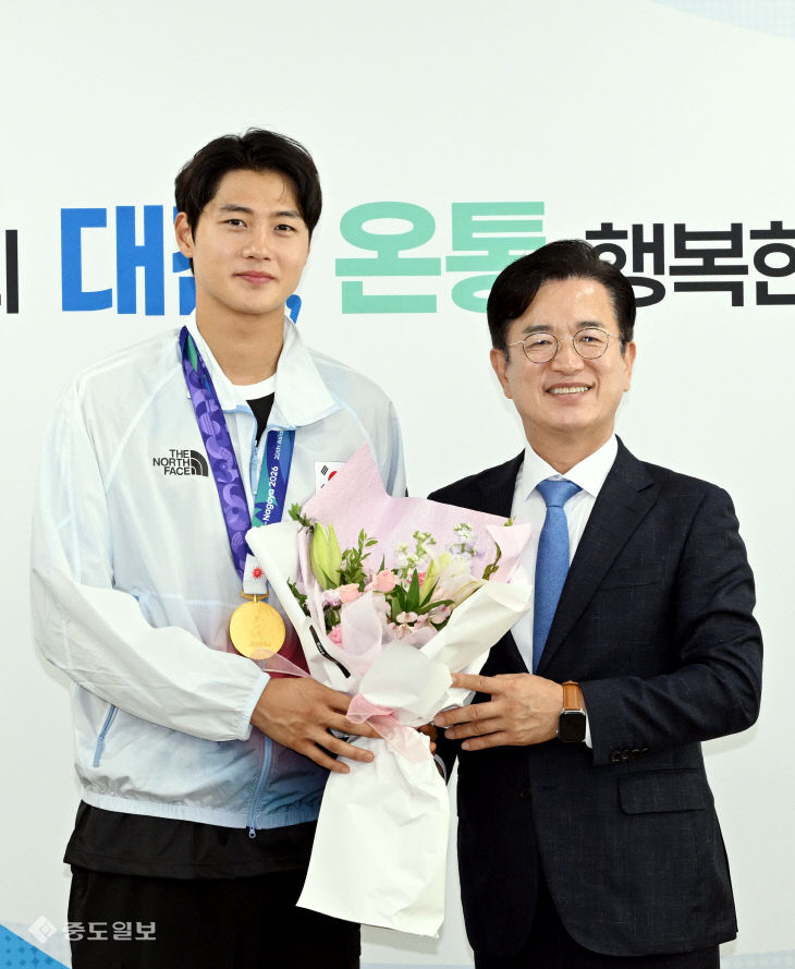20260930-아시안게임 메달리스트 격려2
