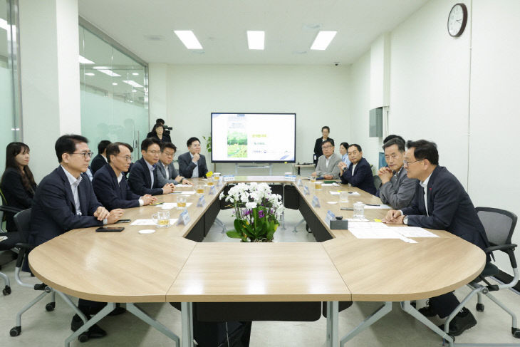 생태계 보전 5년째 협력 (4)