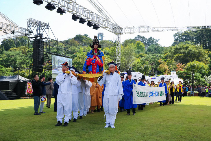 대전효문화뿌리축제’ 미리보기)(3) - 문중 행렬