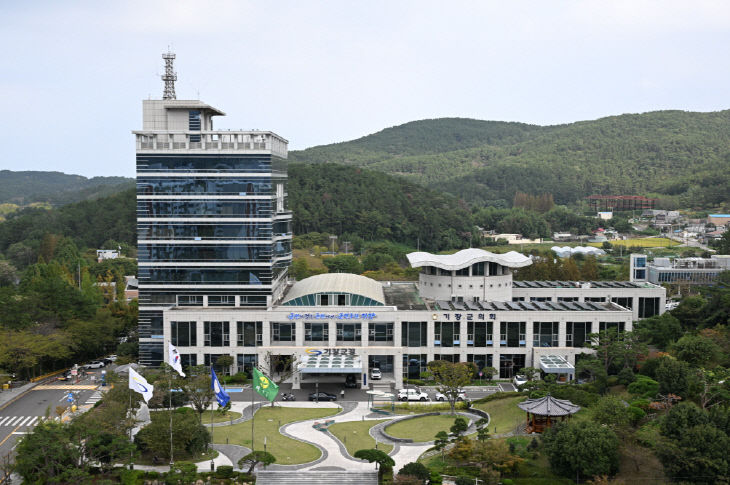 1-1. 군청사전경