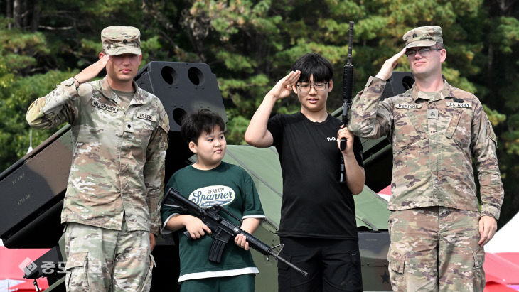 20261005-지상군페스티벌 인파5