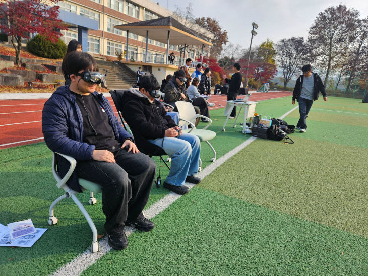 학교 홍보자료(메타버스 박람회)