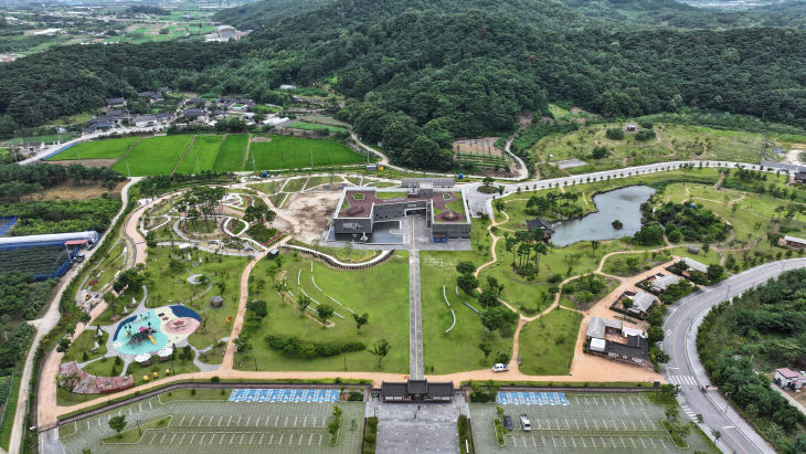 관광·체육·문화 공간 넓힌다(한국가요촌 달하) (1)