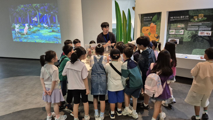 충주시, 교육발전특구 시범사업 ‘과학관에서 놀자!’접수1