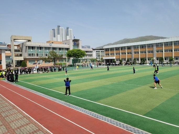청주공업고등학교