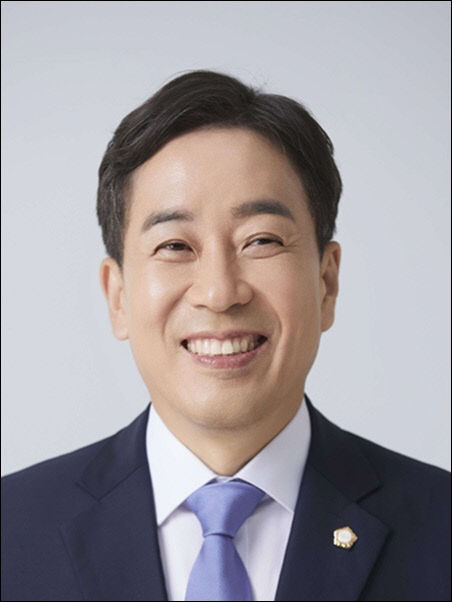 구리농산물공사 13대 신임시장 권봉수