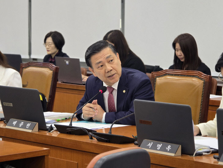 국회 보건복지위원회 간사 백종헌 의원