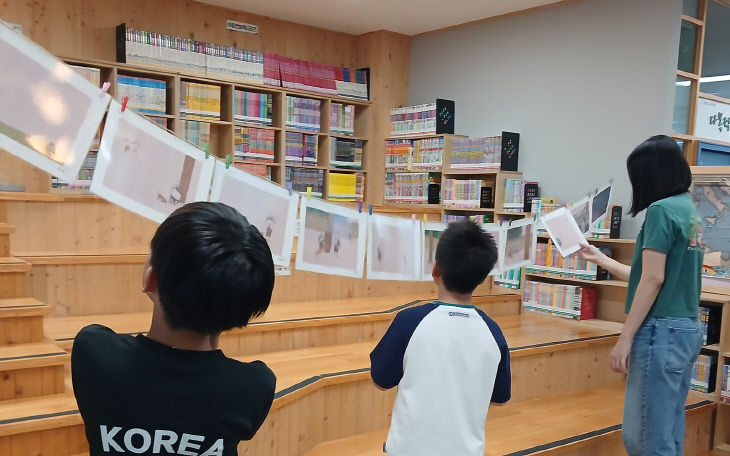1. 시립도서관 독서의 달 운영 사진