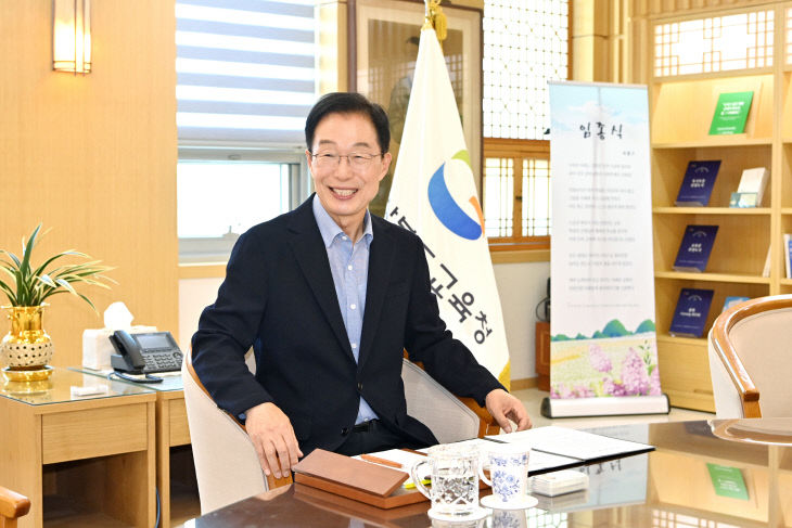 일을 돌아보고 내일을 그리다_01