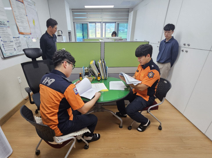 교육시설 소방시설 실태조사 모습.