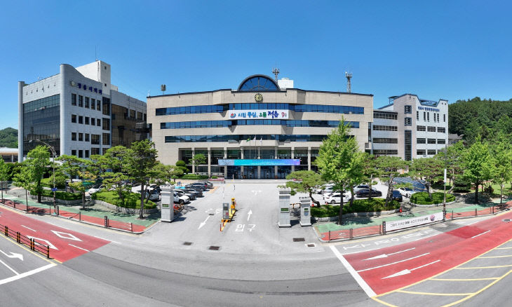 각 400만원 기부(시청 청사 사진)