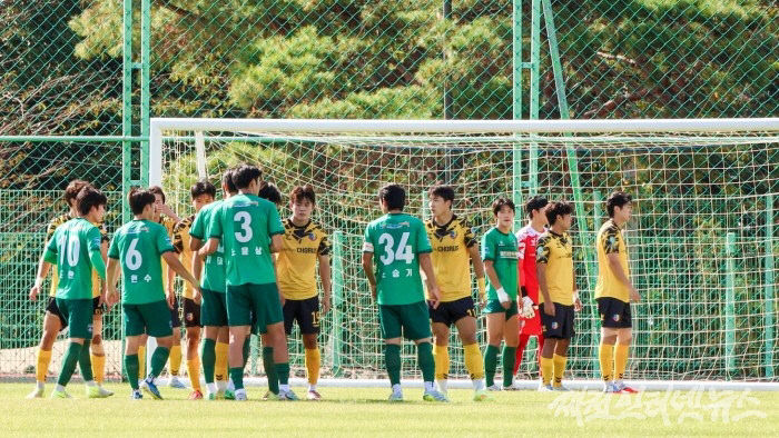 16강 서울중랑축구단과 경기