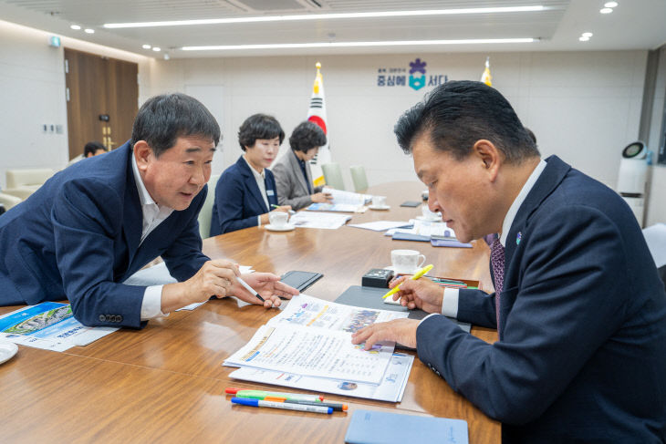 신용한 충북도지사)(2)