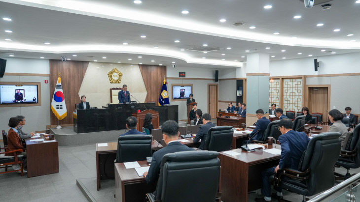 괴산군의회 제공