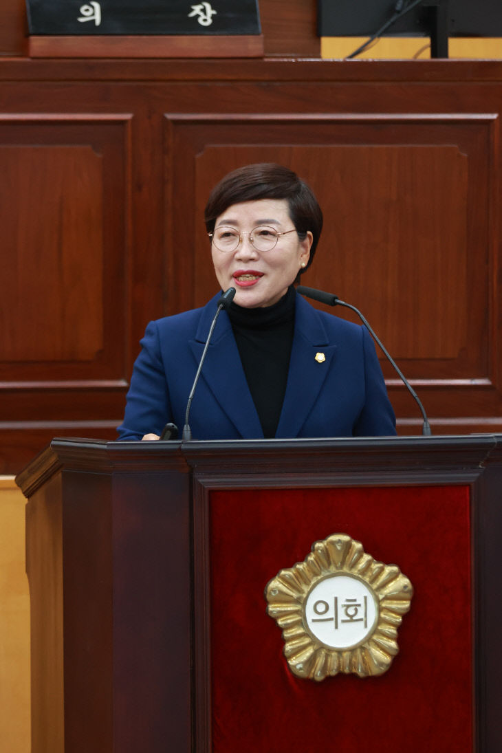 사본 - 김자운 의원님 자유발언 사진