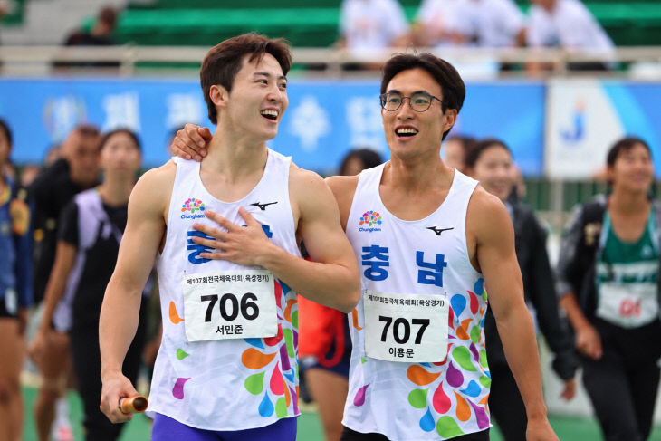 서천군청 육상팀 서민준(왼쪽)선수와 이용문 선수