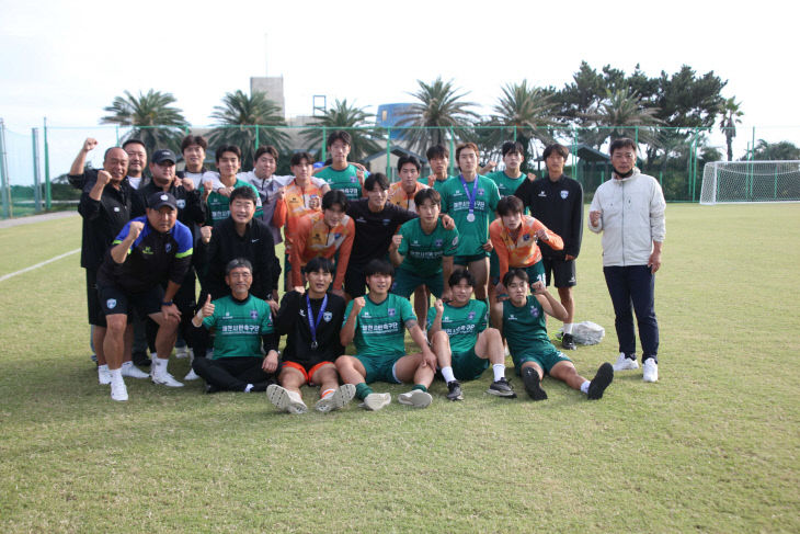 내일이 더 빛날 제천시민축구단 선수단